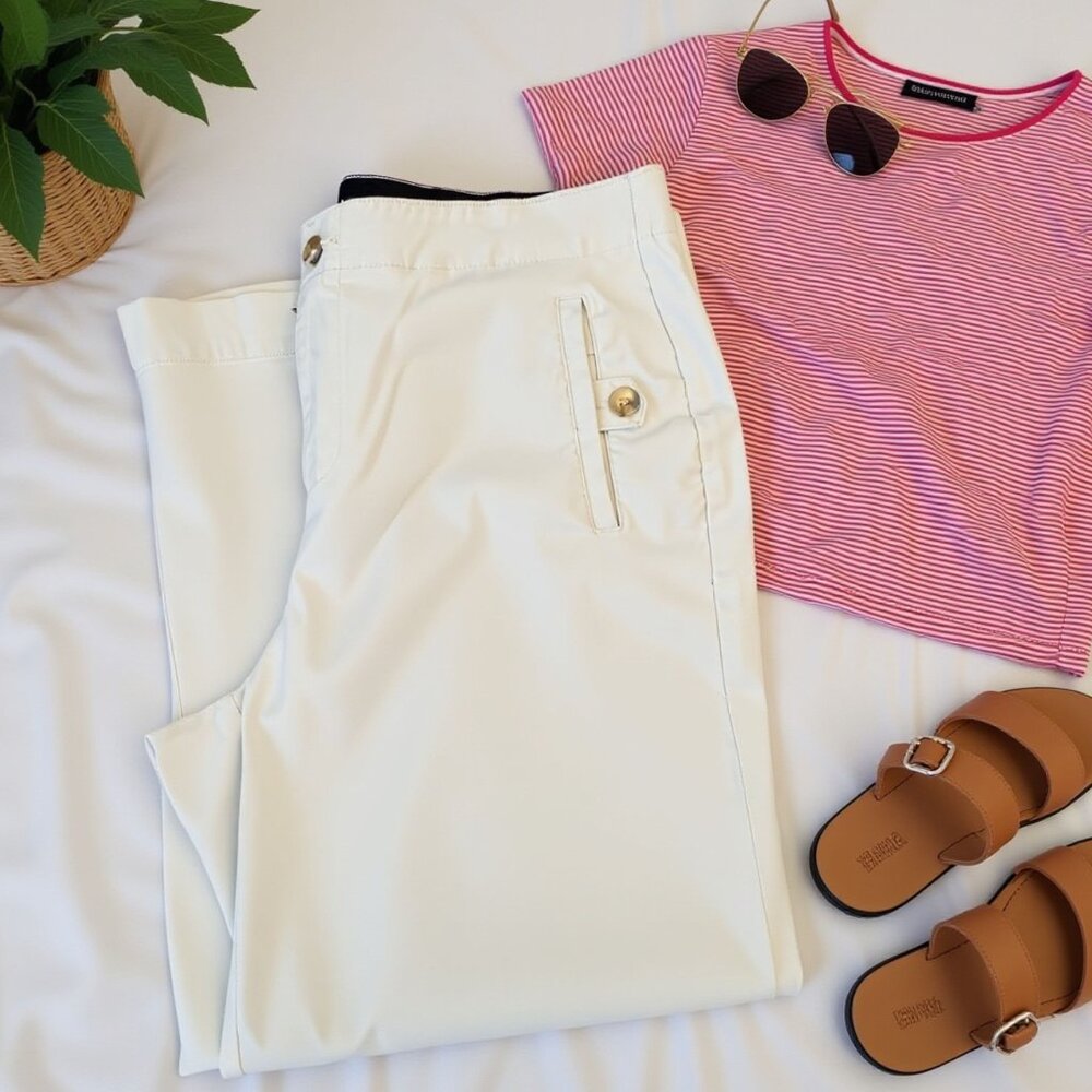Chico’s Beige Stretch Cropped Pants